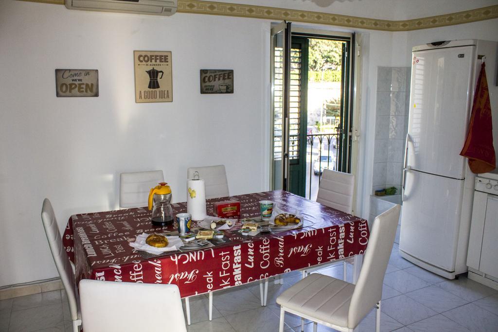 B&B Porta Nuova ปาแลร์โม ภายนอก รูปภาพ